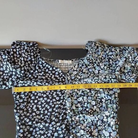 LaMamba Live to be Spoiled Juniors Dress Sz XXL Black Floral - Picture 11 of 12